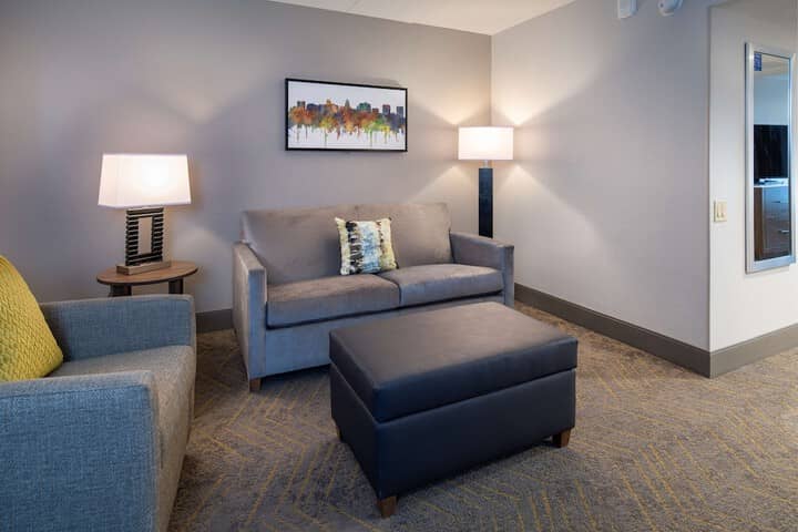 Room 44 of 80