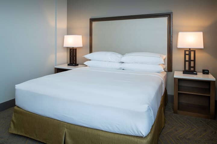 Room 37 of 80
