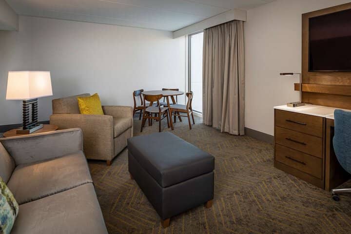 Room 40 of 80