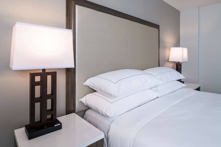 Room 12 of 80